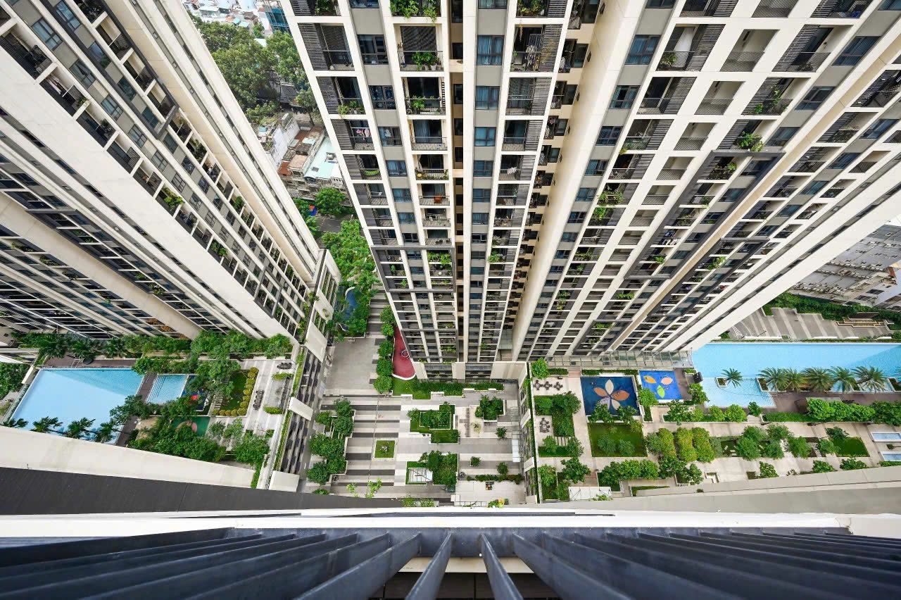 View nh&igrave;n nội khu căn hộ I3-27.10 dự &aacute;n H&agrave; Đ&ocirc; Centrosa